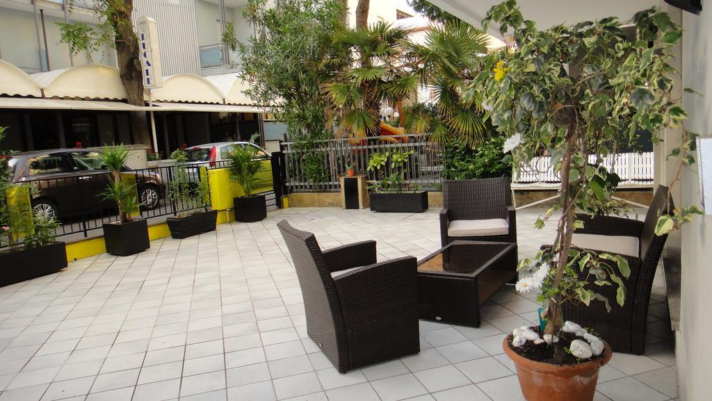 Hotel Bologna Rimini Extérieur photo